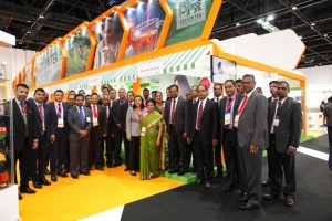 Group photograph of part of the Sri Lankan exporters participated at the event